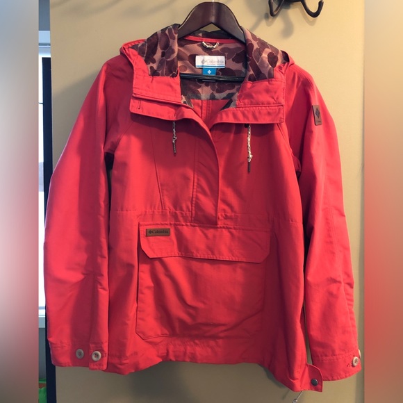 Columbia Anorak Jacket (pull on) in Coral Size Medium - Picture 1 of 2